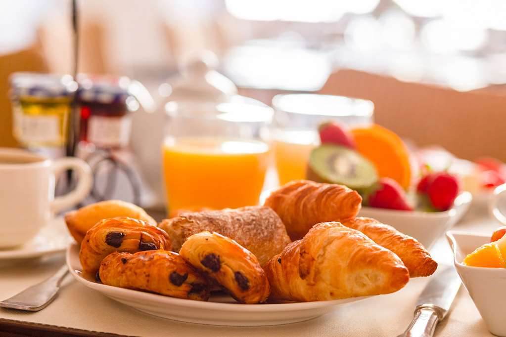 The Originals City, Hotel La Reine Jeanne, Orthez Amenities photo